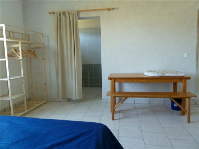 Au rez-de-chaussée : chambre  Chenonceau avec 4 couchages